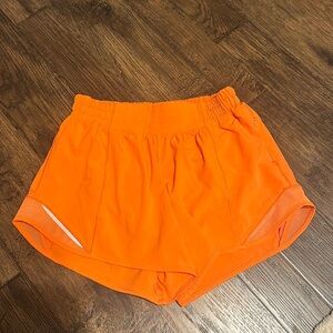 Lululemon Hotty Hot Shorts 4”